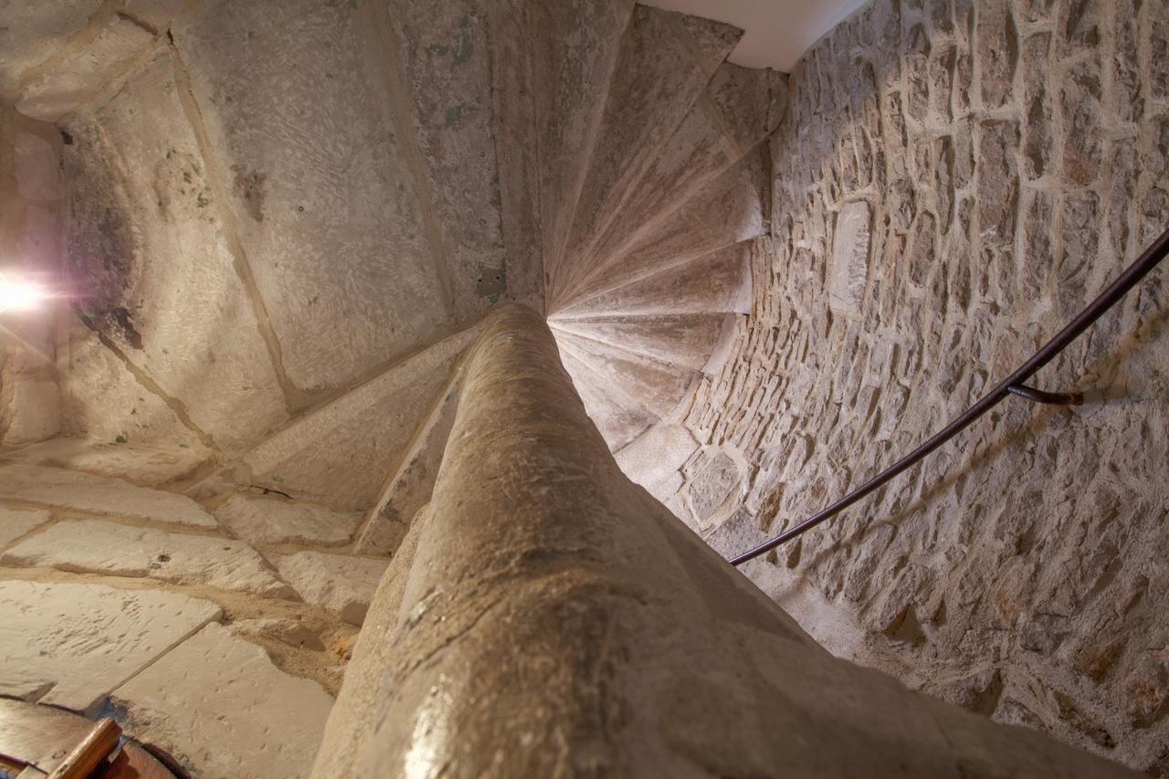 Hotel Restaurant Des Remparts Chaumont  Exteriér fotografie